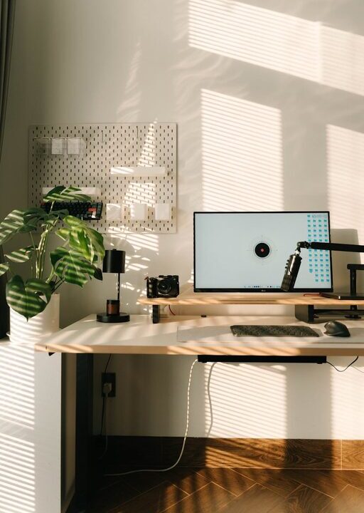 Tips for Creating a Cozy and Functional Home Workspace